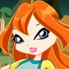 Chibi Winx Bloom Games : Bloom is visiting the pixies village. But she is too big to ...