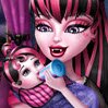 Monster Baby Feeding Games : Baby Draculaura starts crying in the middle of the night, ri ...