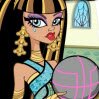 Monster High Casketball Games : Uh oh! Deuce sprained a snake.Now, it's up to Cleo to win th ...