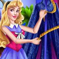 Aurora Villain Cosplay Games : Our fairy tale princess wants to know what it feels like to ...