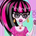 Draculaura Flies To Paris Games : Sweet Draculaura is getting ready for a fun Parisian vacatio ...