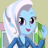 Equestria Girls Trixie Games : Trixie is a unicorn pony and traveling magician. S ...