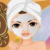Hollywood Beauty Secrets Games : Carlie is a new, rising star in Hollywood, being p ...