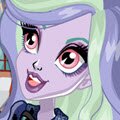 Coffin Bean Twyla Games : The Monster High gang can let it all fang out at the Coffin ...